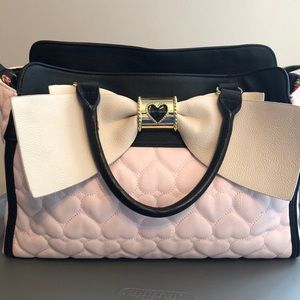 Betsey Johnson bow bag with crossbody strap